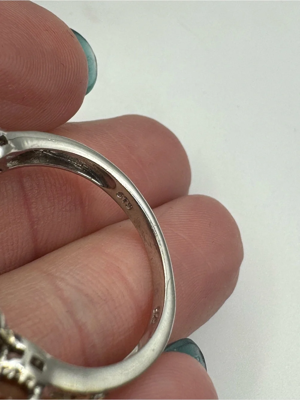 Sunstone Cabochon Multi-Stone Sterling Silver Cocktail Ring (Size 9)